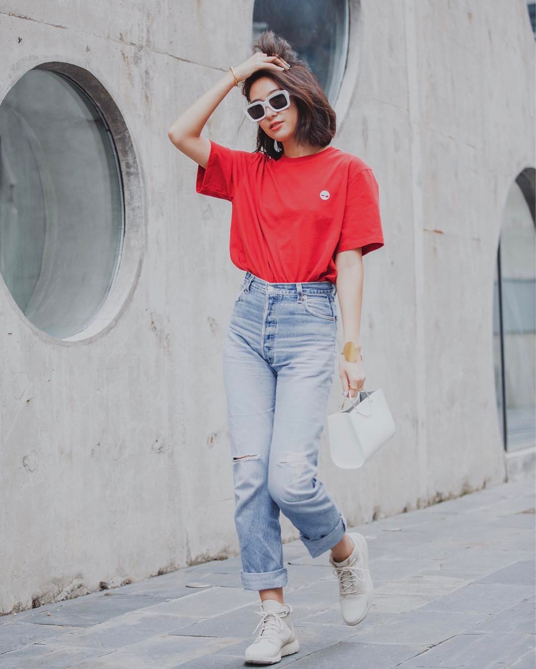 Dù U30 hay U40 thì với 4 tips diện đồ này, các nàng sẽ có ngay vẻ ngoài trẻ hơn cả vài tuổi