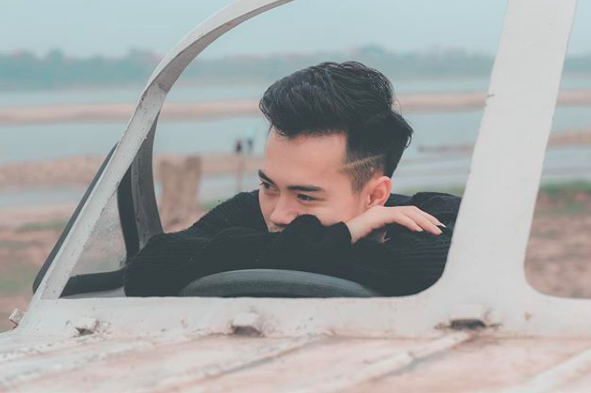 Trước mái tóc vàng đang gây sốt, hóa ra Văn Toàn còn để nhiều kiểu tóc chất nghệ và trendy chẳng kém