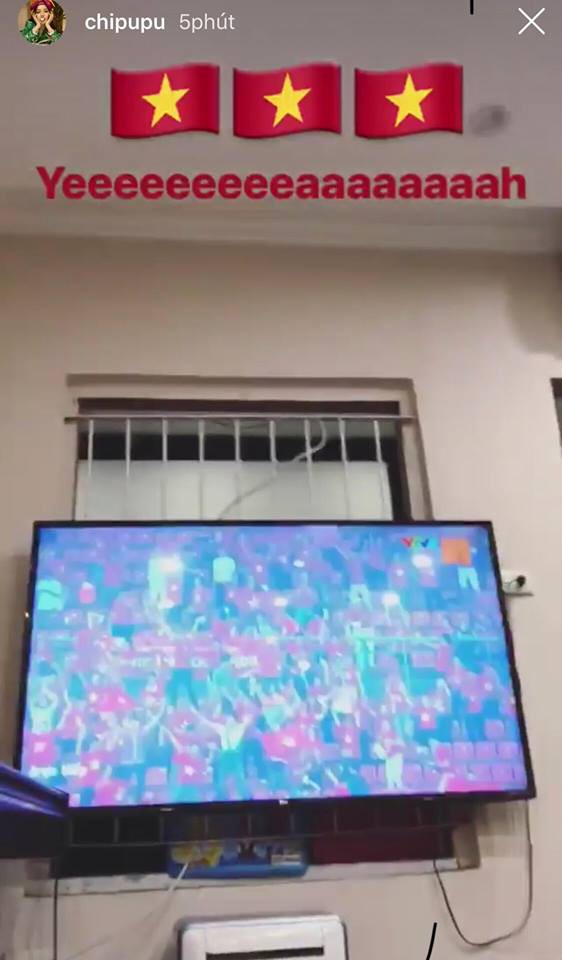 Sao Vbiz vỡ oà sung sướng khi Văn Toàn ghi bàn, đưa Việt Nam vào bán kết ASIAD 2018