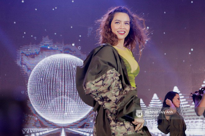 Lý Quí Khánh lên đồ cho Hồ Ngọc Hà sexy quá làm fan lo: Em sợ chị Hà nhảy mạnh lỡ mà lộ 1 phát là toi ngay!