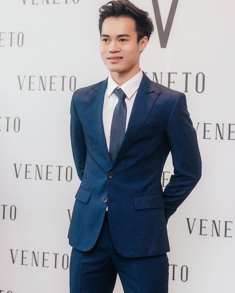 Có một Văn Toàn lầy lội với loạt ảnh sống ảo không giống ai