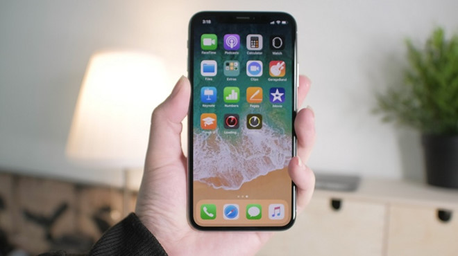 Trước tháng 9, iPhone X giảm giá mạnh tại Việt Nam