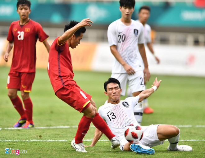 BLV Quang Huy: ‘Xuân Trường đá chính vì ông Park đã hết lựa chọn’