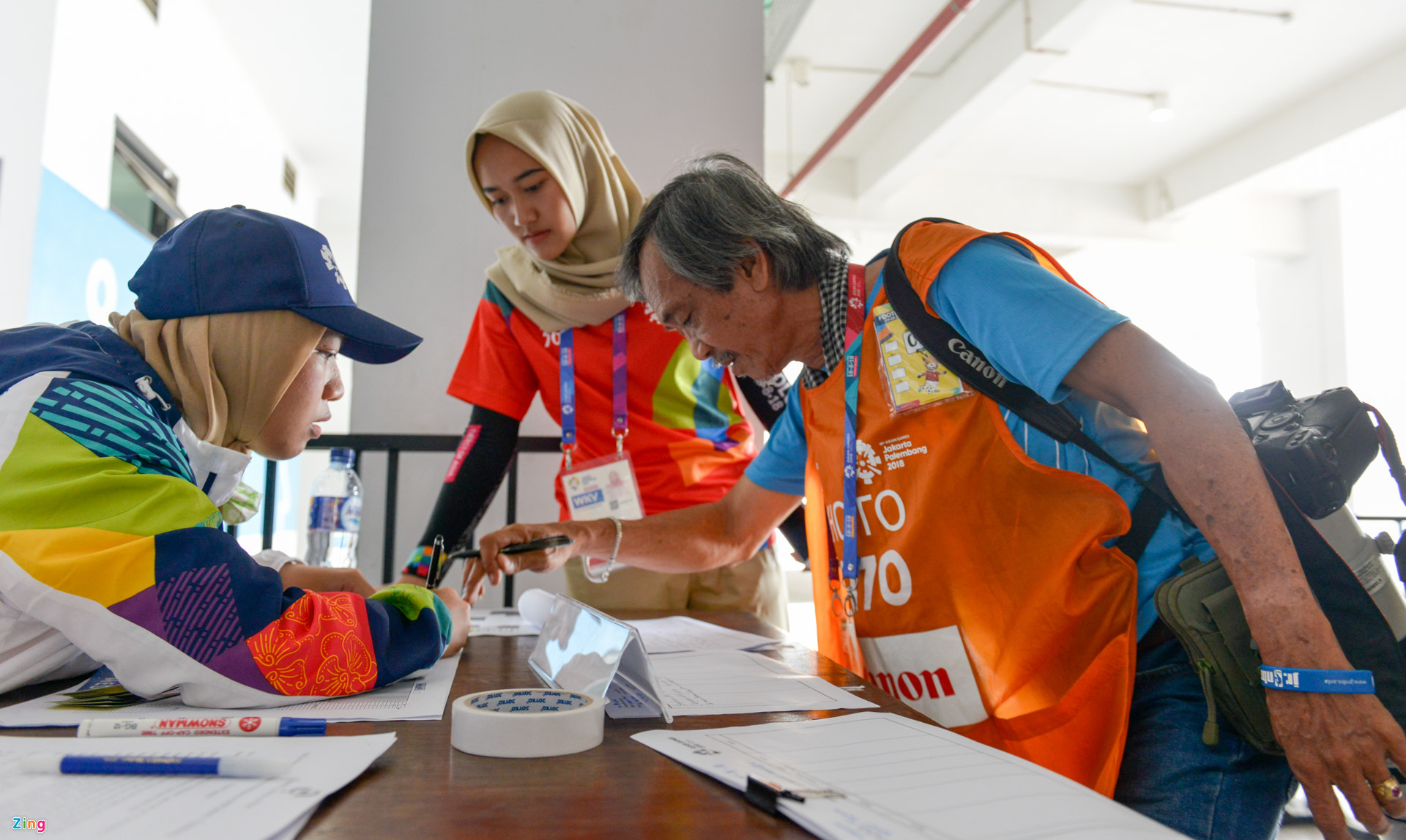 Cảnh sát bảo vệ trận bán kết giữa Olympic Việt Nam và Hàn Quốc