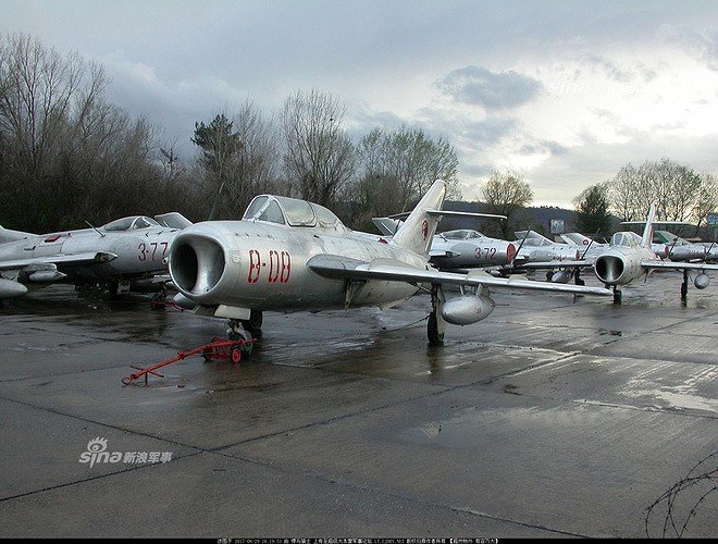 [ẢNH] Kinh ngạc trước khu nghĩa địa chiến đấu cơ Trung Quốc cực lớn tại Đông Âu