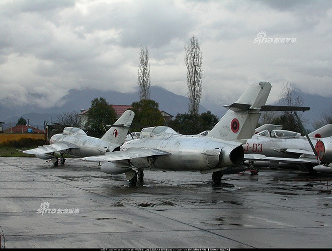[ẢNH] Kinh ngạc trước khu nghĩa địa chiến đấu cơ Trung Quốc cực lớn tại Đông Âu