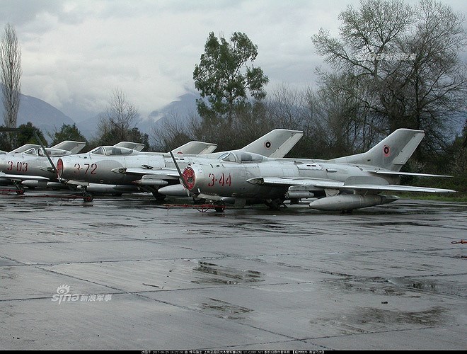 [ẢNH] Kinh ngạc trước khu nghĩa địa chiến đấu cơ Trung Quốc cực lớn tại Đông Âu