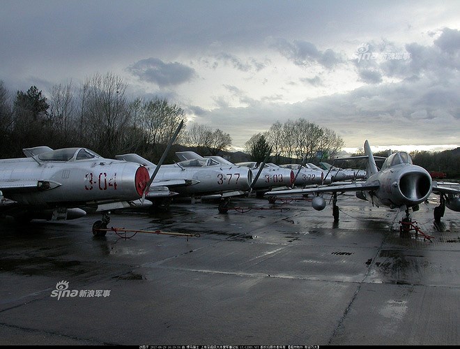 [ẢNH] Kinh ngạc trước khu nghĩa địa chiến đấu cơ Trung Quốc cực lớn tại Đông Âu