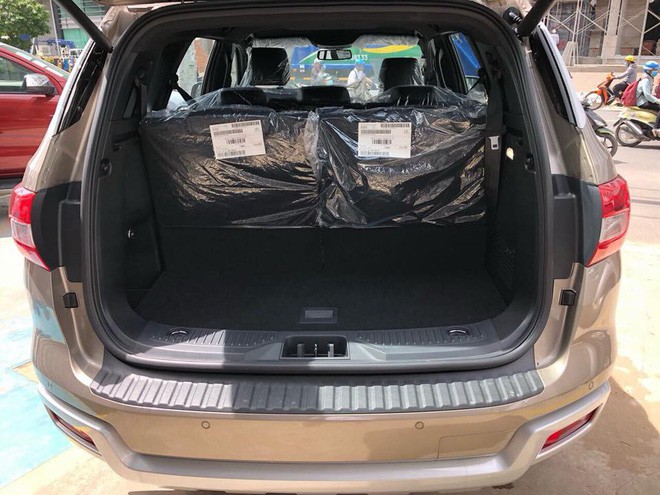 Lộ thông số chi tiết Ford Everest trước ngày ra mắt tại Việt Nam, giá cao nhất có thể hơn 1,4 tỷ đồng