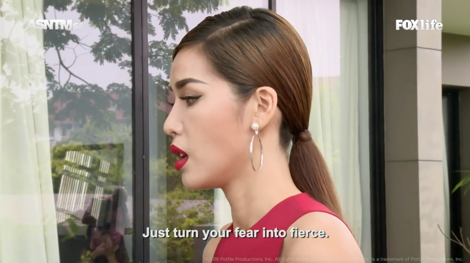 Asias Next Top Model: Minh Tú thẳng thắn xin lỗi khán giả vì nhầm chiếc lá thành thang máy