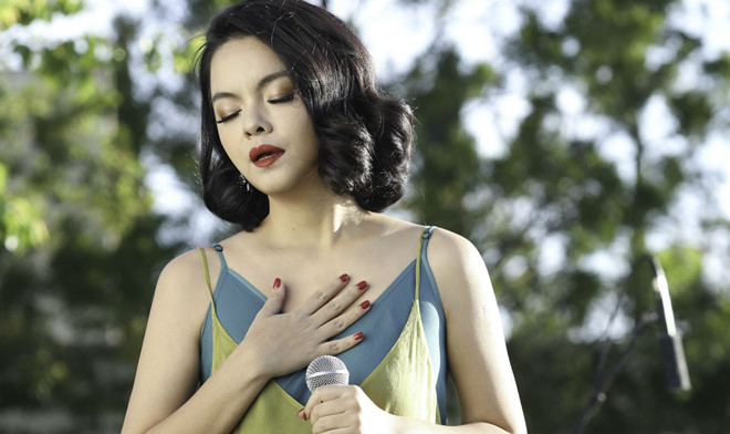 Sau Biển tình, Phạm Quỳnh Anh tiếp tục bị chê khi hát nhạc Lam Phương