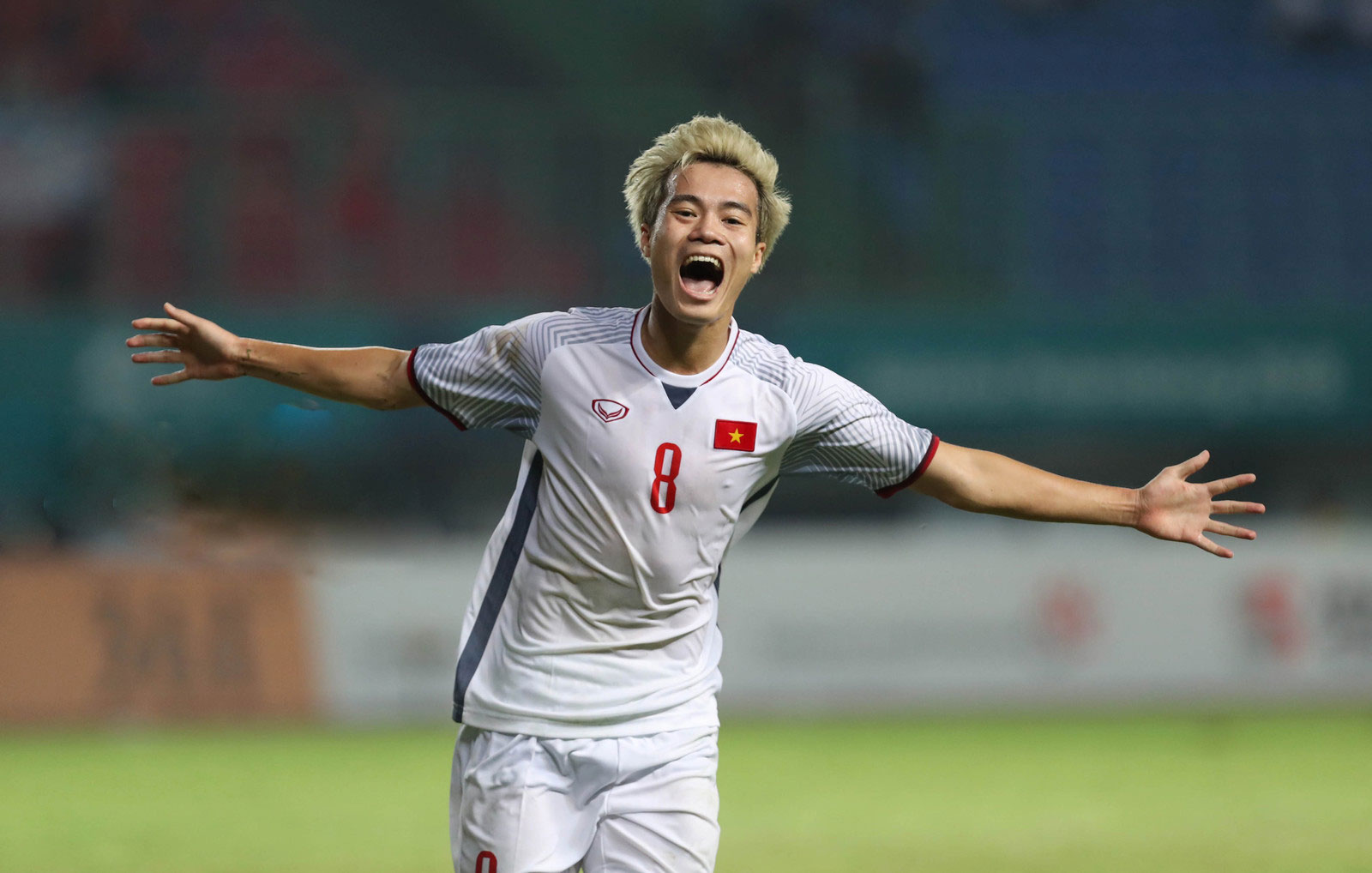 Văn Toàn: Từ tiền đạo lưu ban đến quân bài tẩy của HLV Park Hang-seo