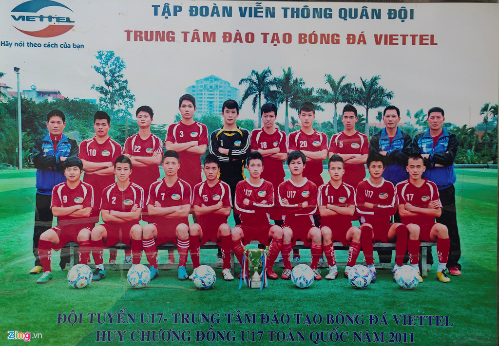 HLV làng bất ngờ khi phát hiện tài năng của hậu vệ Tiến Dũng