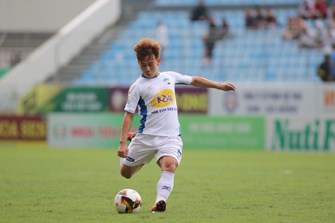 Dân mạng khen ngợi Minh Vương sau cú sút đẹp mắt vào lưới Hàn Quốc