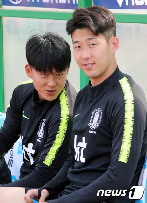 Chân dung Messi Hàn 2 lần ghi bàn vào lưới Việt Nam: Thần đồng bóng đá 20 tuổi, em út nhắng nhít đáng yêu của tuyển Olympic Hàn Quốc