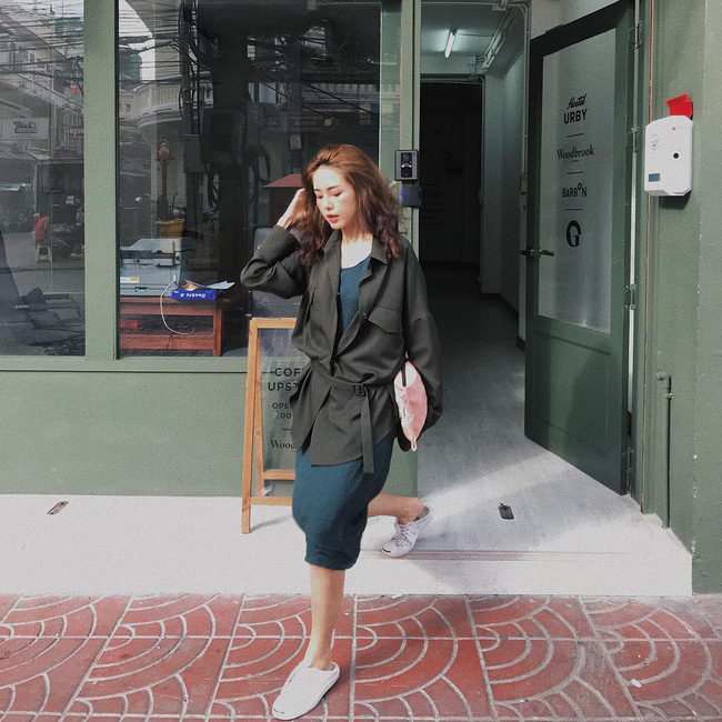 Trời chớm thu, loạt hot trend của mùa mới đều góp mặt trong street style tuần này của các quý cô châu Á