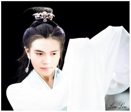 Không thể nhịn cười khi Văn Toàn được ghép ảnh thành Ngọc Trinh, Hương Giang, Tiểu Long Nữ