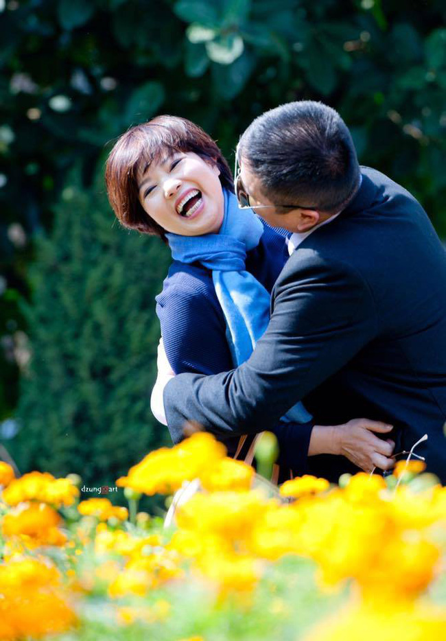 Bà xã Chí Trung: Tiểu thư nhà giàu yêu trai nghèo - 40 năm bỏ qua hết lần này đến lần khác khi chồng lạc chân rong chơi khắp chốn