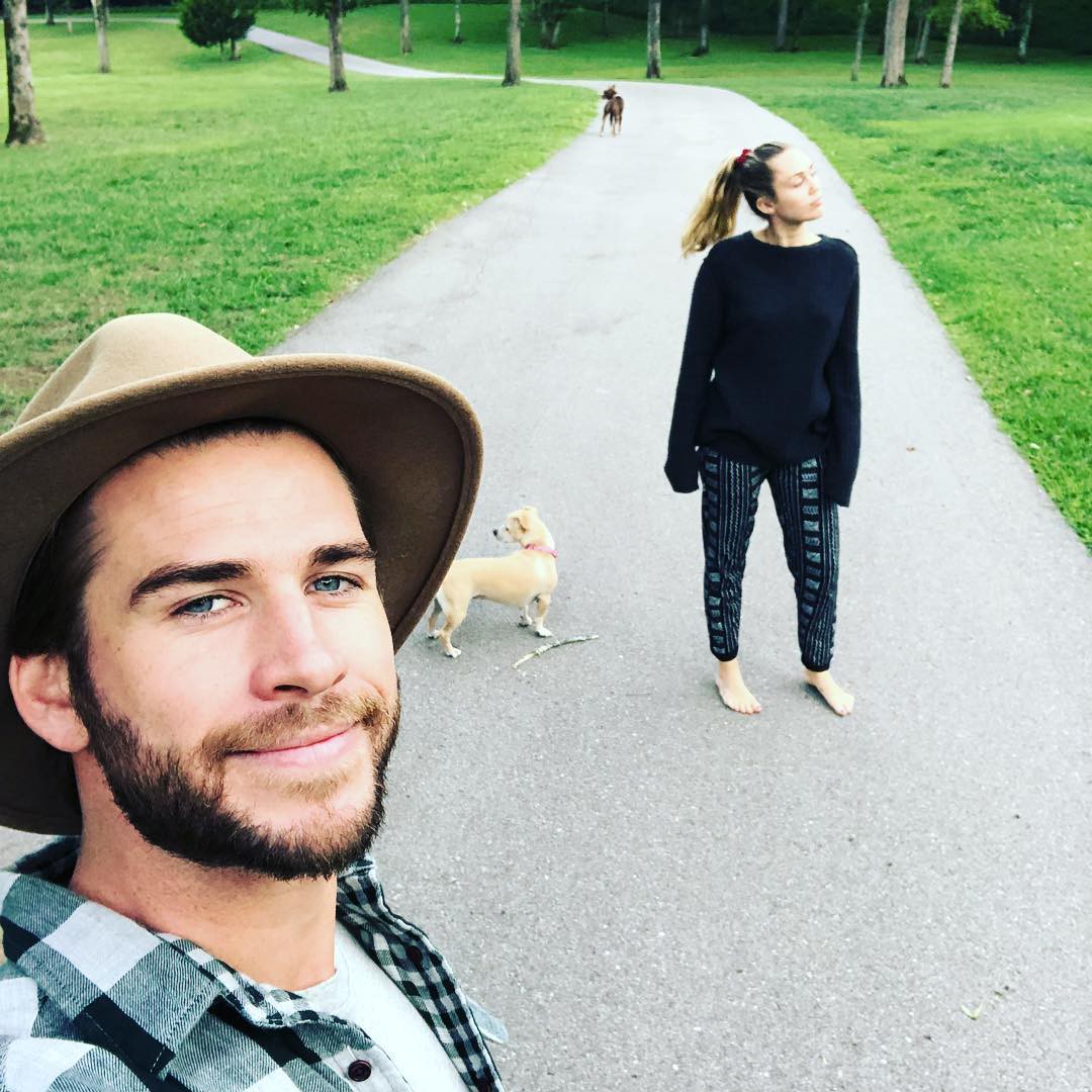 Miley Cyrus và Liam Hemsworth ngày càng chăm chỉ hơn trong chuyện phòng the vì muốn có con?