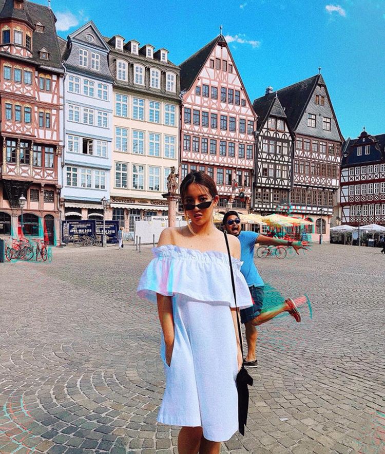 Cuộc sống của tiểu thư nóng bỏng và quyền lực được Forbes vinh danh trong danh sách người trẻ có tầm ảnh hưởng ở châu Á