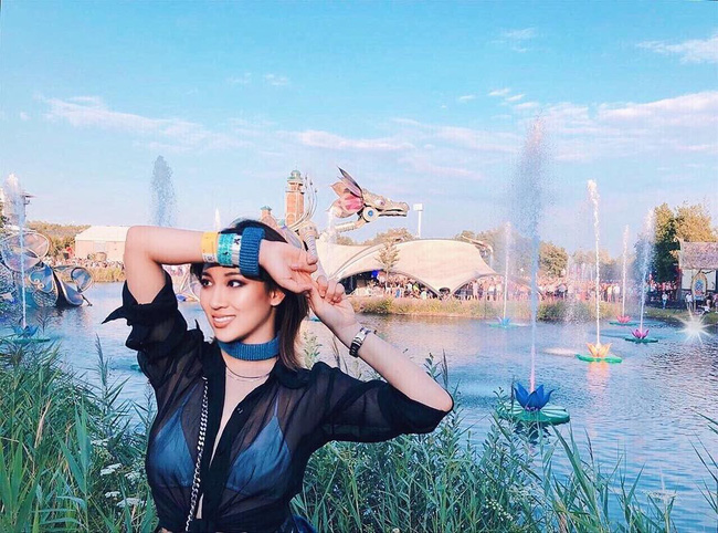 Cuộc sống của tiểu thư nóng bỏng và quyền lực được Forbes vinh danh trong danh sách người trẻ có tầm ảnh hưởng ở châu Á