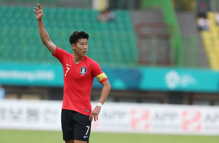 CĐV Hàn Quốc muốn đội nhà dùng đội hình hai đá với Việt Nam