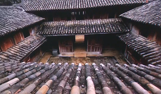 Về việc cấp sổ đỏ Tòa dinh thự họ Vương, Hà Giang báo cáo gì với Thủ tướng?