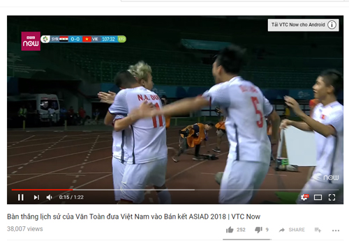 Dân công sở tìm cách xem trận Việt Nam - Hàn Quốc qua Internet