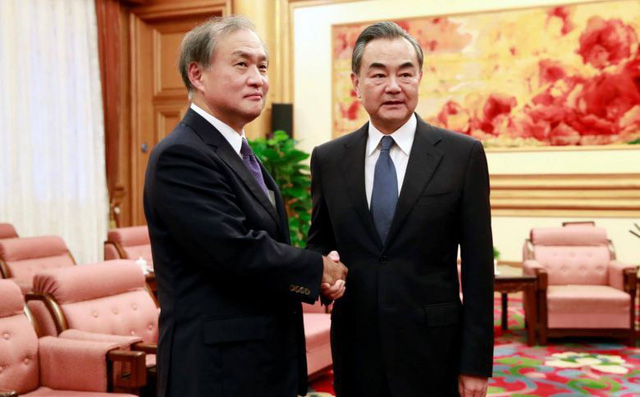 1 phóng viên Nhật bị TQ cấm cửa, không báo Nhật nào thèm đến sự kiện của ông Vương Nghị