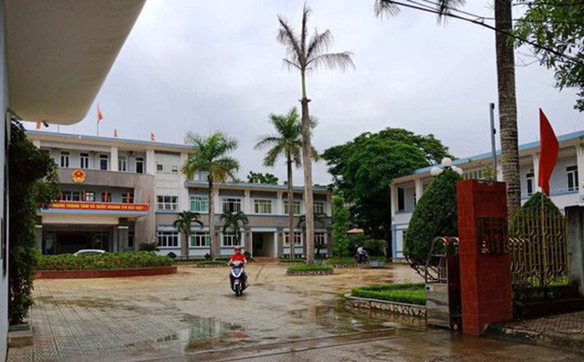 Xôn xao việc nữ phó phòng được ưu ái bổ nhiệm: Không phải là người nhà của ai