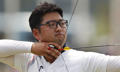 Khiến đối thủ mất cơ hội miễn nghĩa vụ, vận động viên Hàn Quốc không ăn mừng