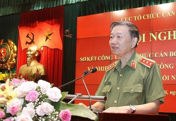 4 tướng công an nghỉ công tác chờ hưởng hưu trí