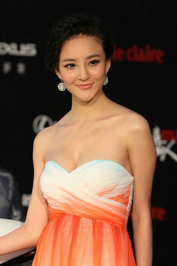 Biểu tượng gợi cảm Trung Quốc tự tử vì bi kịch hôn nhân, sảy thai?