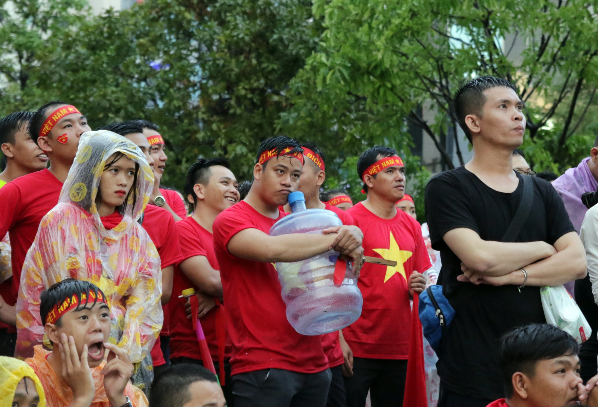 Những nỗi buồn cổ động viên sau thất bại của U23 Việt Nam