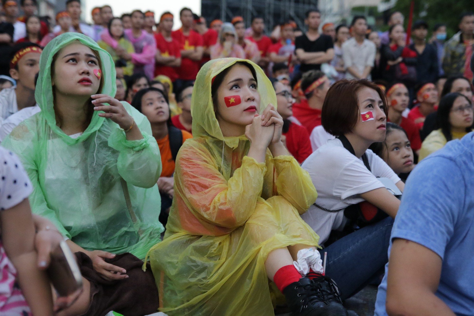 Những nỗi buồn cổ động viên sau thất bại của U23 Việt Nam