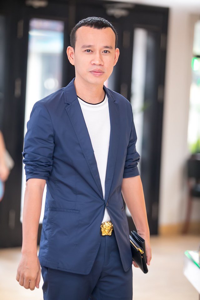 Trùm chân dài Việt: 3 đường vào showbiz là tiền, tài hoặc lên giường với đại gia