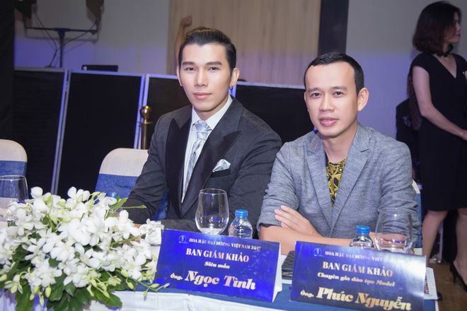 Trùm chân dài Việt: 3 đường vào showbiz là tiền, tài hoặc lên giường với đại gia