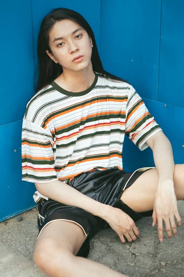 Vẻ đẹp thoát tục đầy mê hoặc của chàng mẫu phi giới tính Hải Đăng