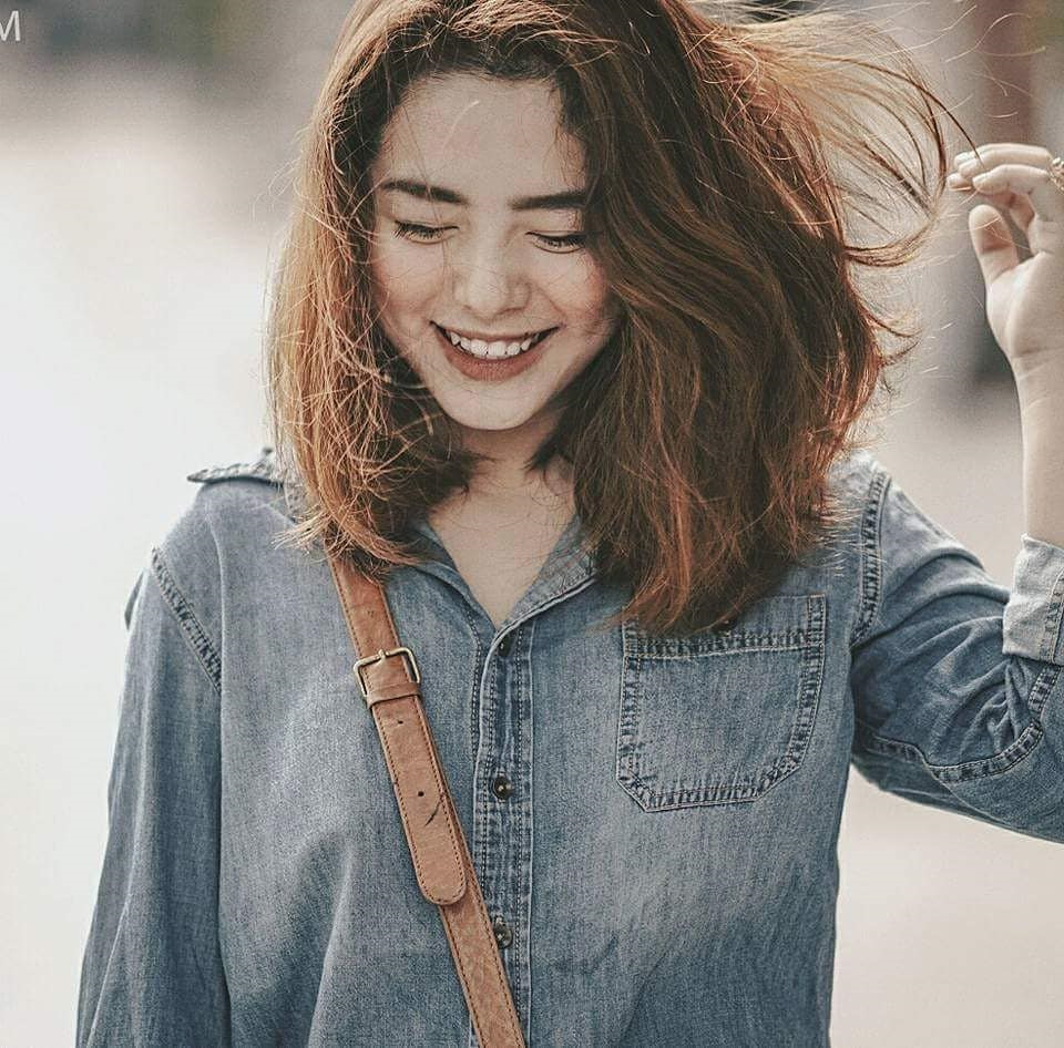 Những gái Việt 100% thường bị nhầm là con lai Những gái Việt 100% thường bị nhầm là con lai