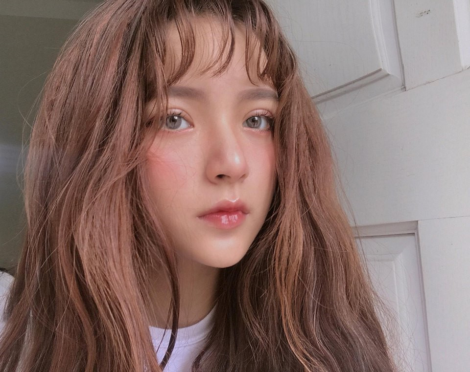 Những gái Việt 100% thường bị nhầm là con lai