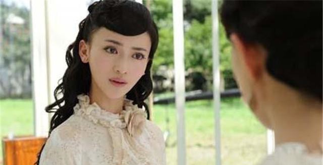 Ngụy Anh Lạc Ngô Cẩn Ngôn bị tố độn cằm, gọt mặt V-line, nhan sắc năm xưa khác xa bây giờ