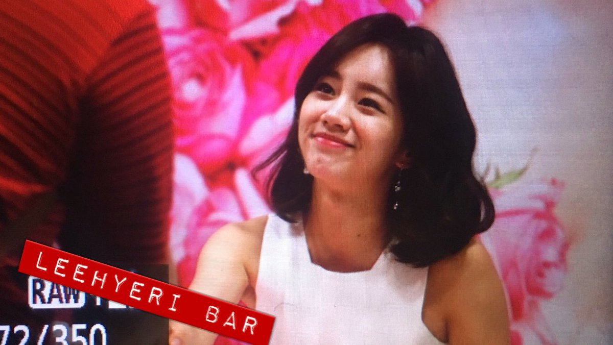 Ngược đời nhan sắc mỹ nhân Hàn - Trung: Ảnh chính thức bị dìm như thảm họa, hình chụp vội thì đẹp đỉnh cao