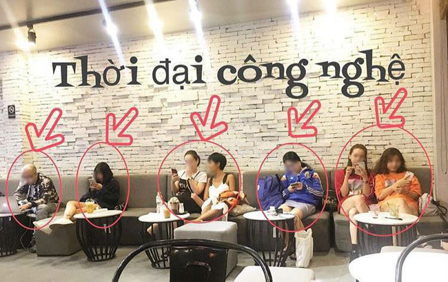 Cô gái đăng ảnh đáng suy ngẫm về thời đại công nghệ và thế hệ cúi đầu, ngờ đâu bị chỉ trích dữ dội