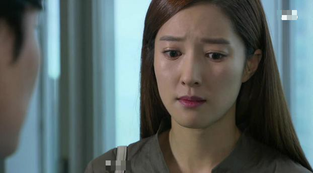 Mẹ chồng đòi đưa vàng cưới, biết từ chối thì khó sống, nàng dâu trẻ bèn nghĩ ra cách né đẹp mà không mất lòng