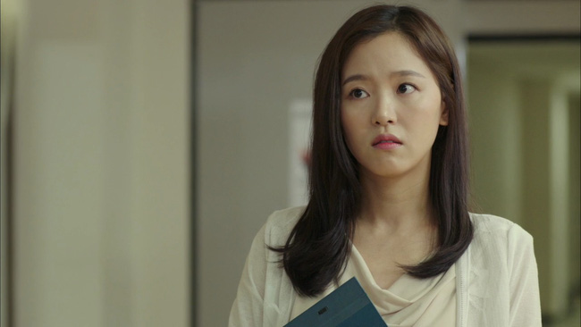 Sau lần anh sếp ghé chơi, thái độ mẹ chồng với nàng dâu khác hẳn, hóa ra bà ngầm mưu tính điều kinh khủng này Sau lần anh sếp ghé chơi, thái độ mẹ chồng với nàng dâu khác hẳn, hóa ra bà ngầm mưu tính điều kinh khủng này