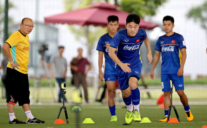 HLV HAGL tiết lộ nguyên nhân Xuân Trường mất tích trong màu áo U23 Việt Nam