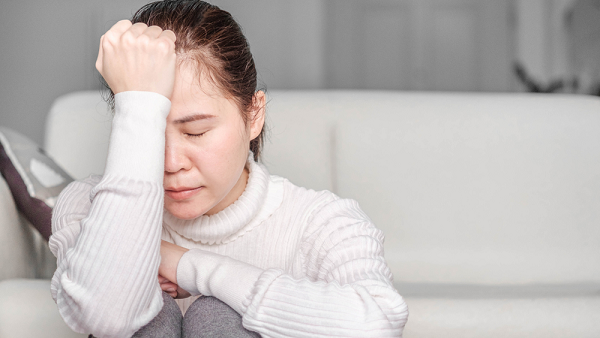 Món quà của người yêu 8 năm khiến tôi chết lặng vì đó là chứng cứ tố cáo chuyện anh từng làm