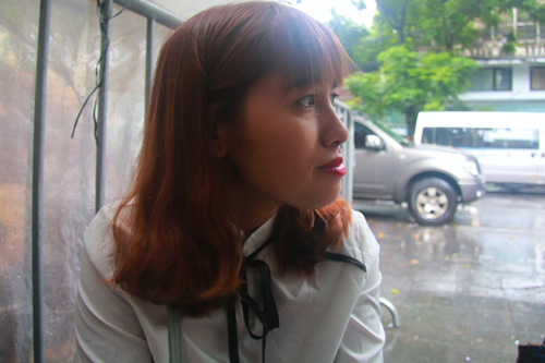 Nỗi sợ ám ảnh bé 10 tuổi sau nhiều tháng bị bố, mẹ kế bạo hành