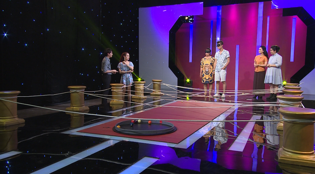 Học viện mẹ chồng tập 6: Lâm Khánh Chi thừa nhận tra tấn mẹ chồng trên sóng truyền hình