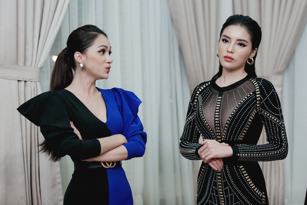Siêu mẫu Việt Nam tập 2: Kỳ Duyên chết đứng khi bị Hương Giang chê về khả năng làm HLV trước mặt thí sinh